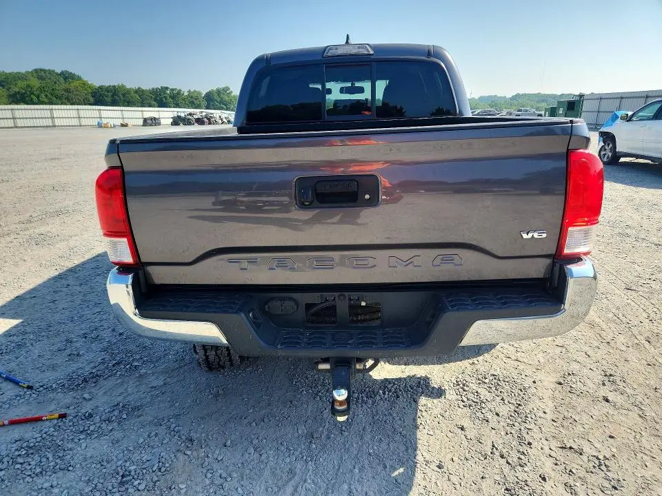 2016 TOYOTA TACOMA SR5 V6  