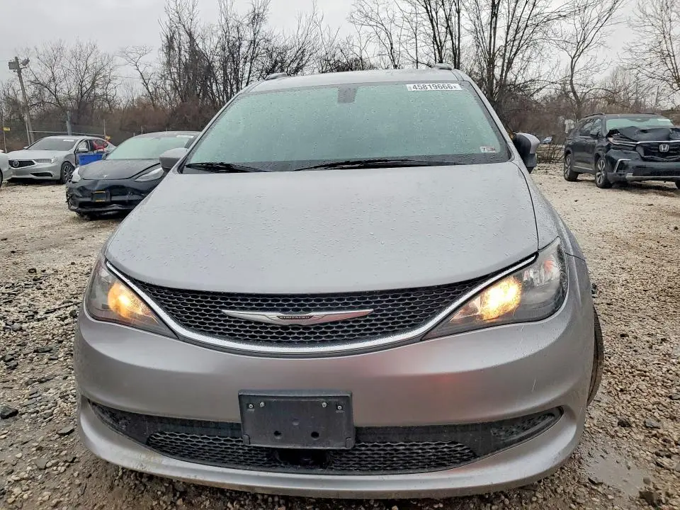 2021 CHRYSLER VOYAGER LXI  