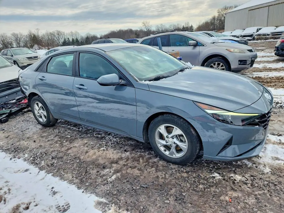 2021 HYUNDAI ELANTRA SE  