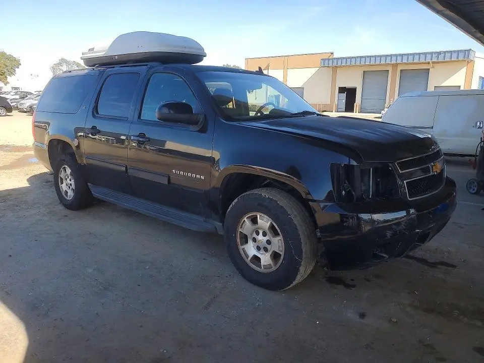 2014 CHEVROLET SUBURBAN K1500 LT  