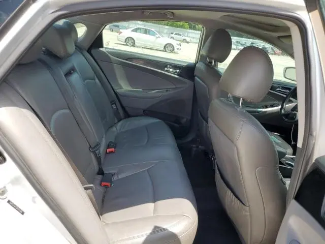 2013 HYUNDAI SONATA SE  
