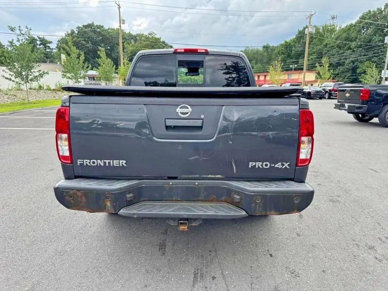 2015 NISSAN FRONTIER PRO-4X  