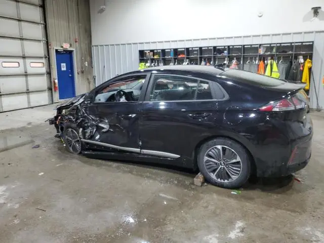 2021 HYUNDAI IONIQ SE  