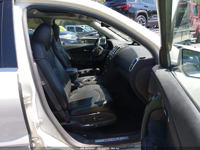 2011 GMC ACADIA DENALI