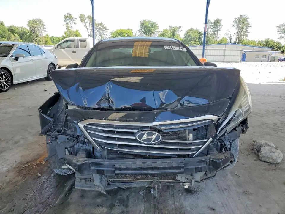 2016 HYUNDAI SONATA SE  