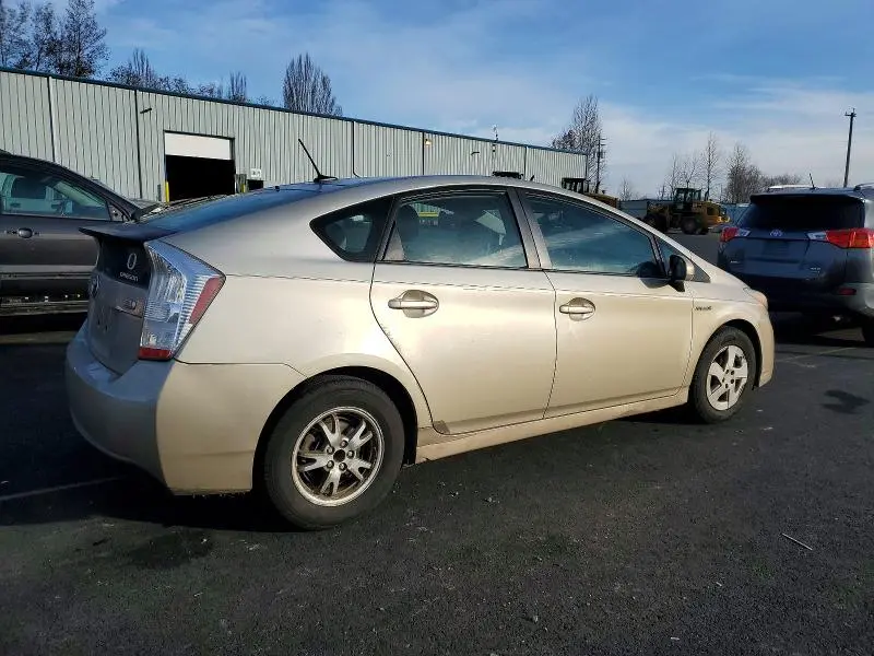 2010 TOYOTA PRIUS   