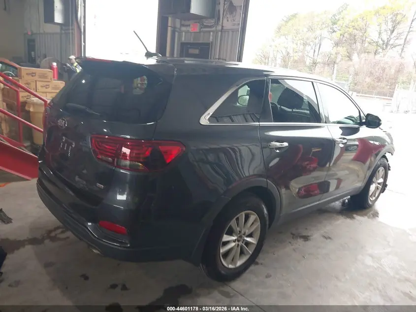 2019 KIA SORENTO 2.4L LX