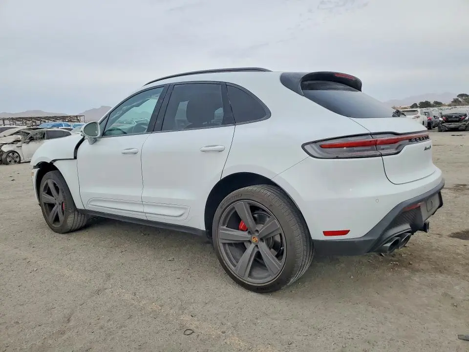 2025 PORSCHE MACAN S  