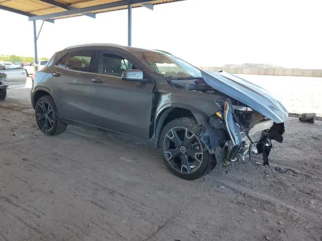 2018 MERCEDES-BENZ GLA 250 4MATIC  