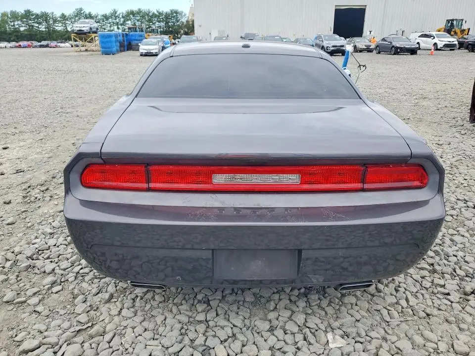 2013 DODGE CHALLENGER SXT  