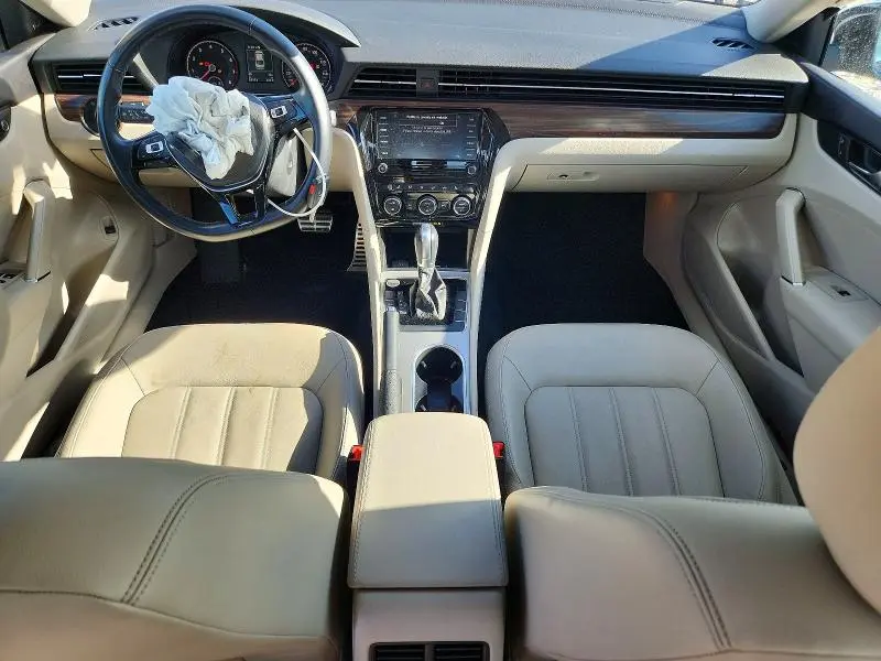2020 VOLKSWAGEN PASSAT SEL  