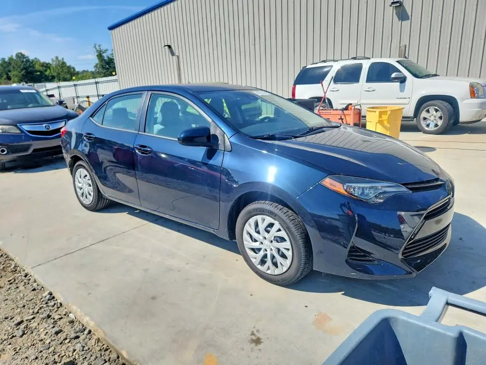 2018 TOYOTA COROLLA LE  