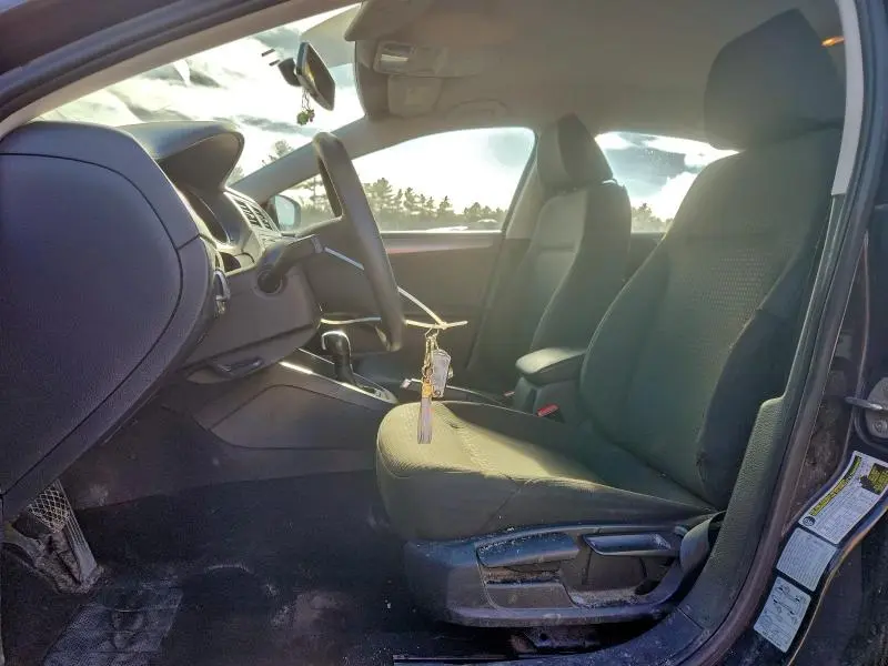 2015 VOLKSWAGEN JETTA SE  