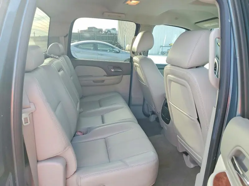 2013 CHEVROLET SILVERADO K2500 HEAVY DUTY LTZ  