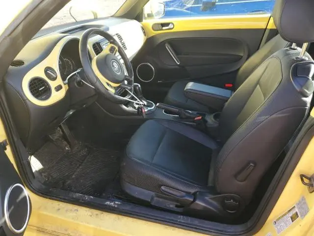 2013 VOLKSWAGEN BEETLE   