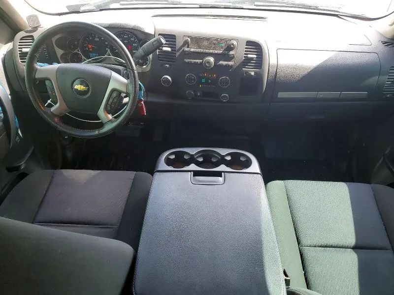 2011 CHEVROLET SILVERADO K1500 LT  
