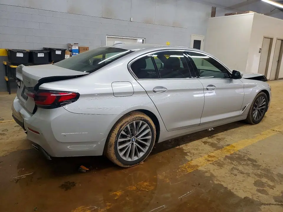 2021 BMW 530 I  