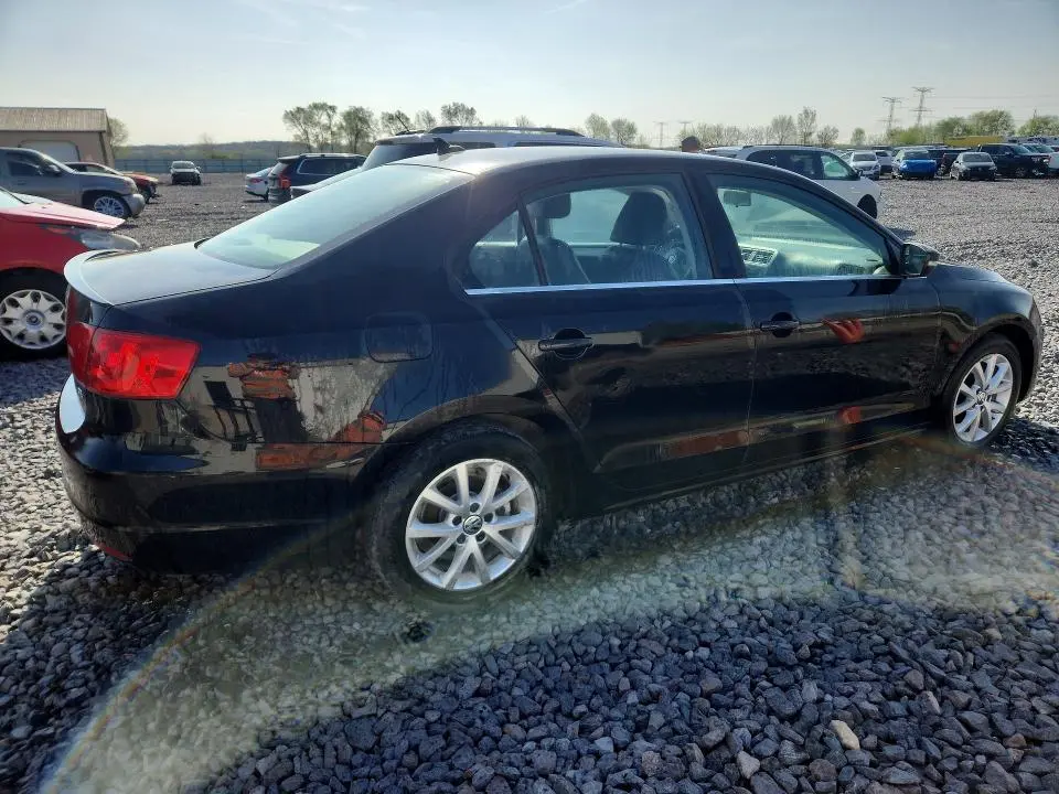 2014 VOLKSWAGEN JETTA SE  