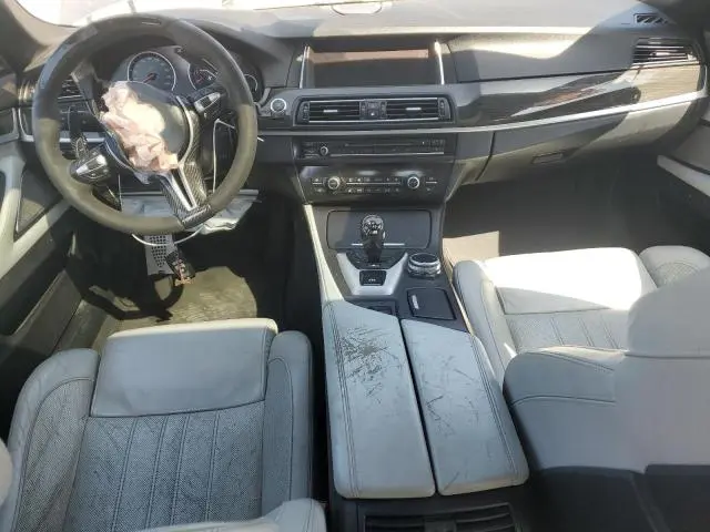 2015 BMW M5   