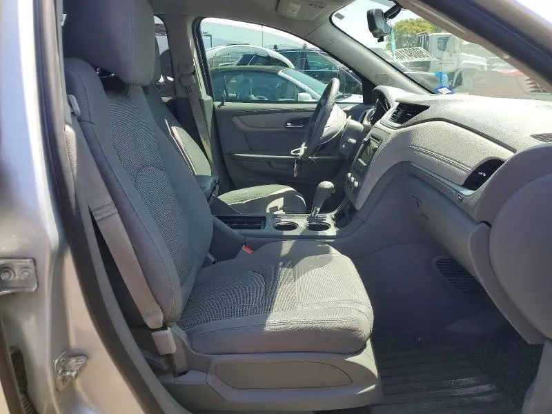 2017 CHEVROLET TRAVERSE LS  