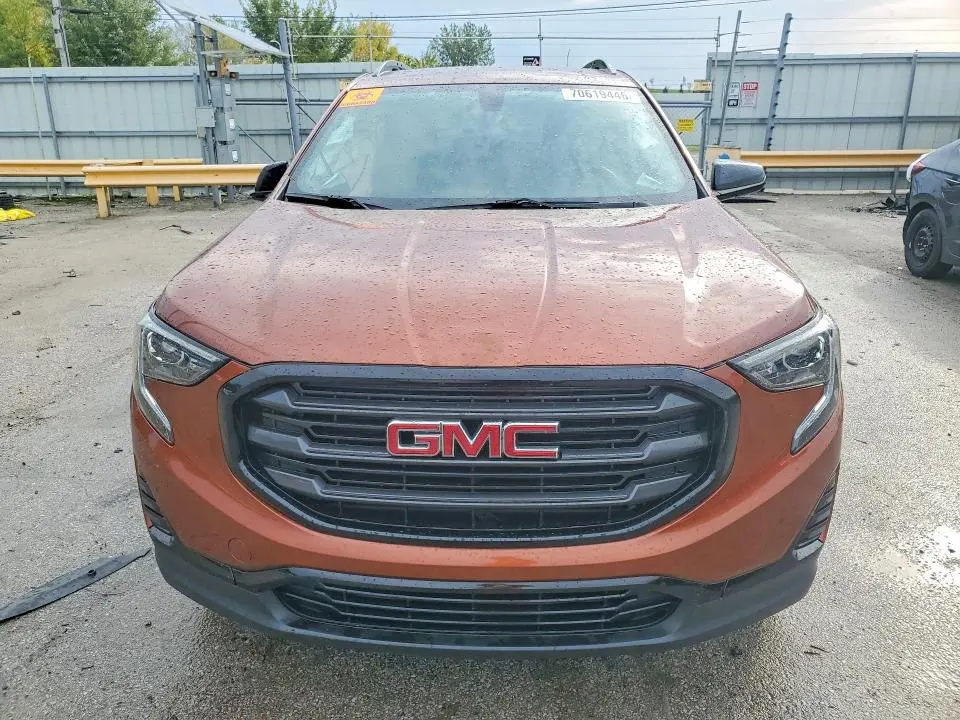 2019 GMC TERRAIN SLE  