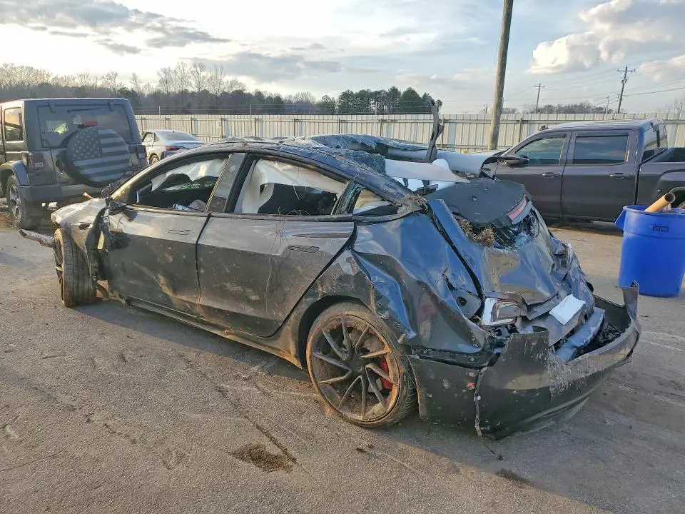 2024 TESLA MODEL 3   