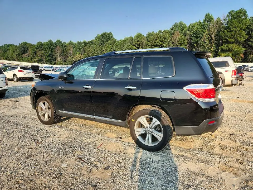 2013 TOYOTA HIGHLANDER LIMITED  