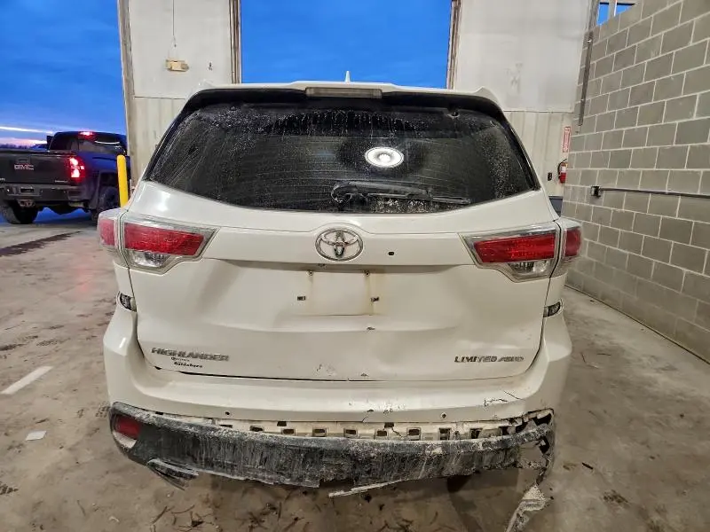 2015 TOYOTA HIGHLANDER LIMITED  