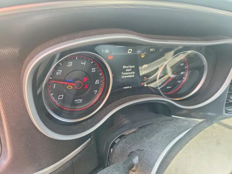 2017 DODGE CHARGER SXT  