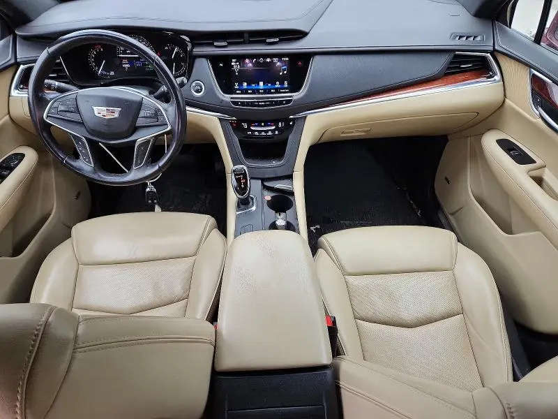 2018 CADILLAC XT5 LUXURY  
