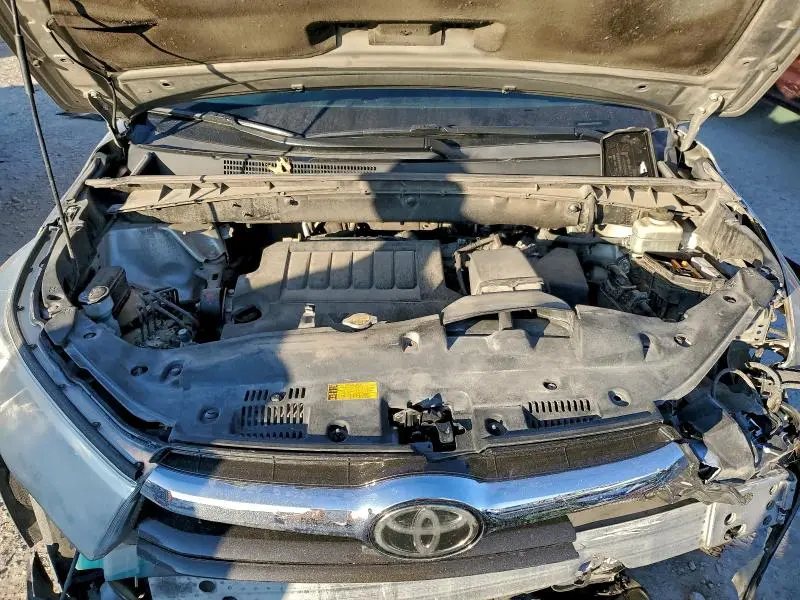 2015 TOYOTA HIGHLANDER LIMITED  