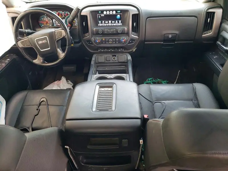 2018 GMC SIERRA K1500 SLT  