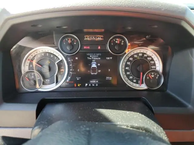 2016 RAM 1500 SLT