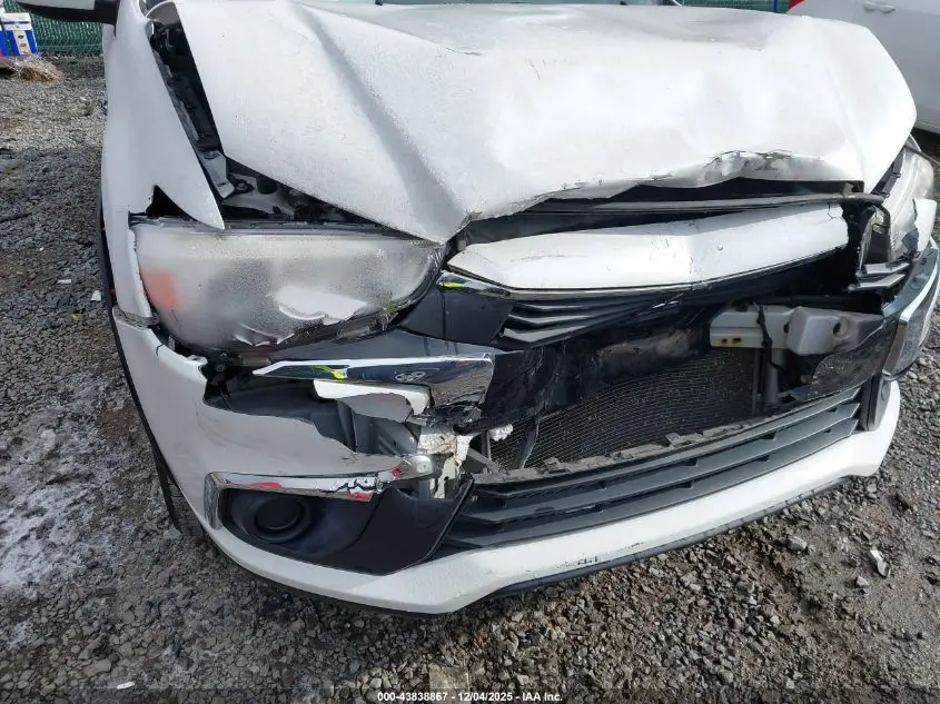 2017 MITSUBISHI OUTLANDER SPORT 2.0 LE