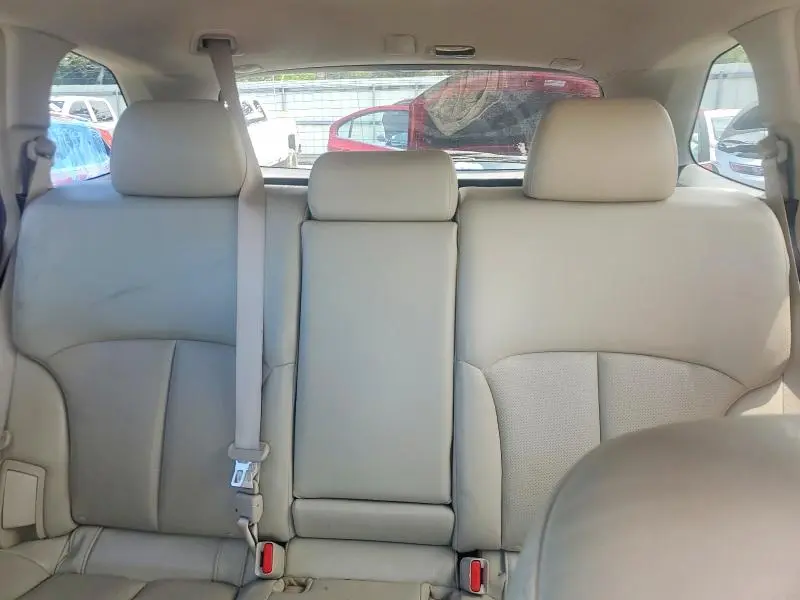 2010 SUBARU OUTBACK 2.5I LIMITED  