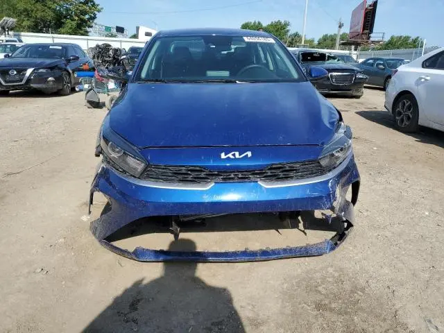 2023 KIA FORTE LX  