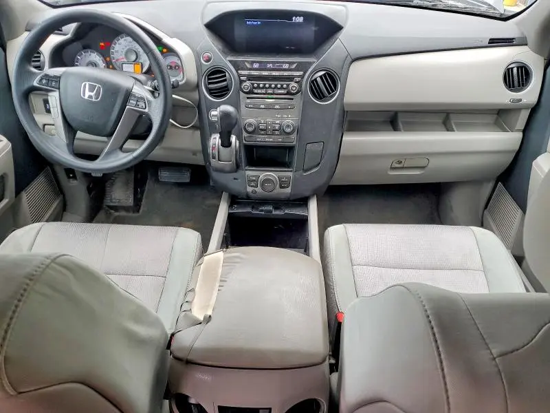 2015 HONDA PILOT SE  