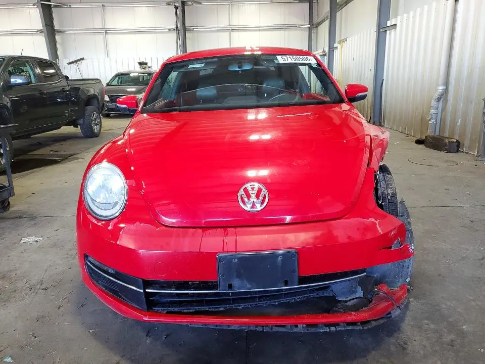 2013 VOLKSWAGEN BEETLE   