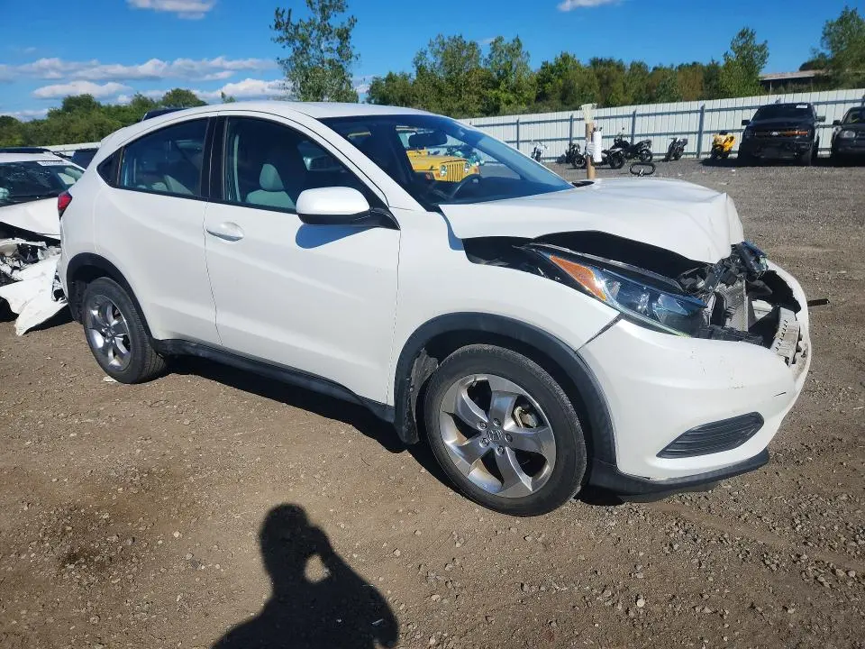 2021 HONDA HR-V LX  