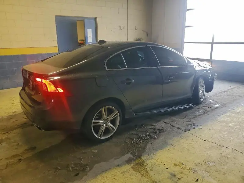 2016 VOLVO S60 PREMIER  