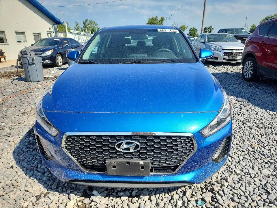 2018 HYUNDAI ELANTRA GT BASE  