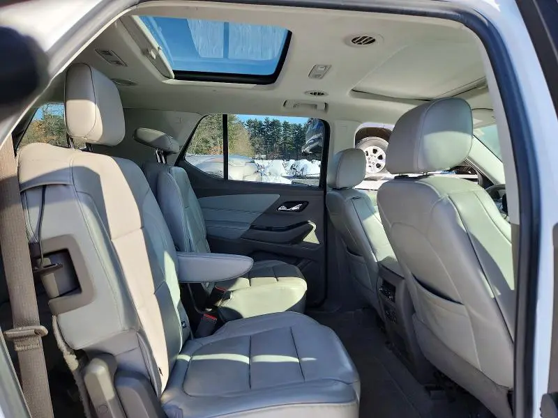 2018 CHEVROLET TRAVERSE LT  