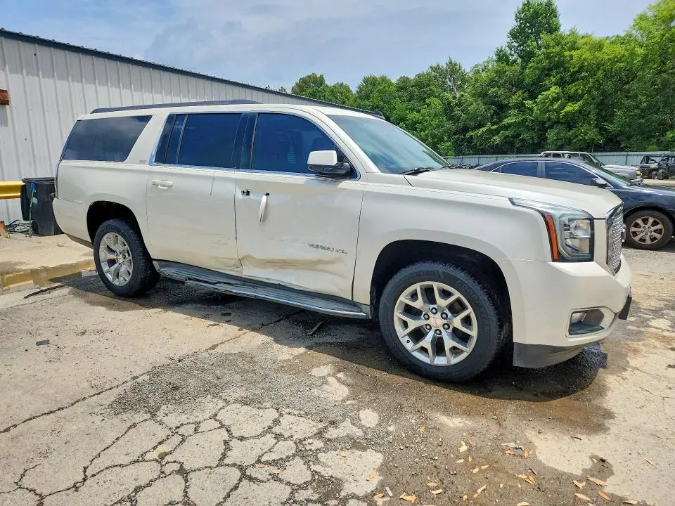 2015 GMC YUKON XL C1500 SLT  