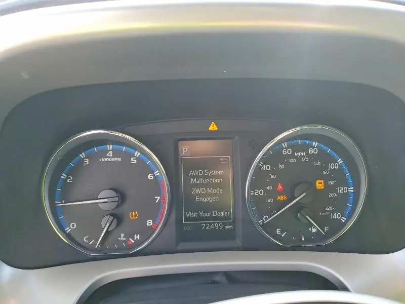 2016 TOYOTA RAV4 XLE  