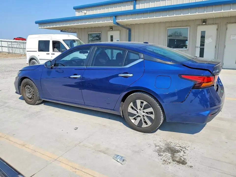 2020 NISSAN ALTIMA S  