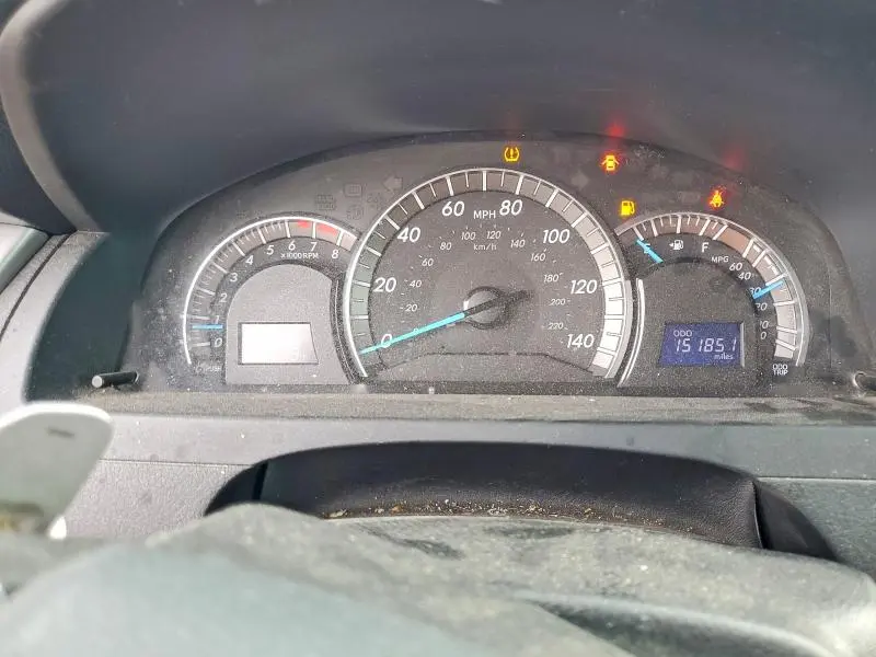 2014 TOYOTA CAMRY SE  