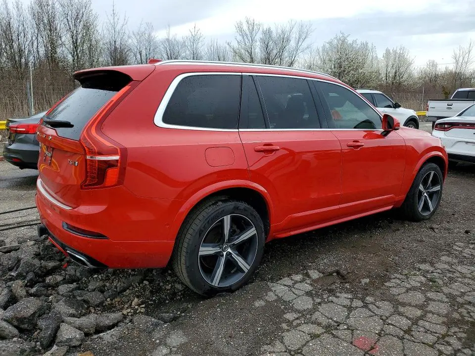 2016 VOLVO XC90 T6  
