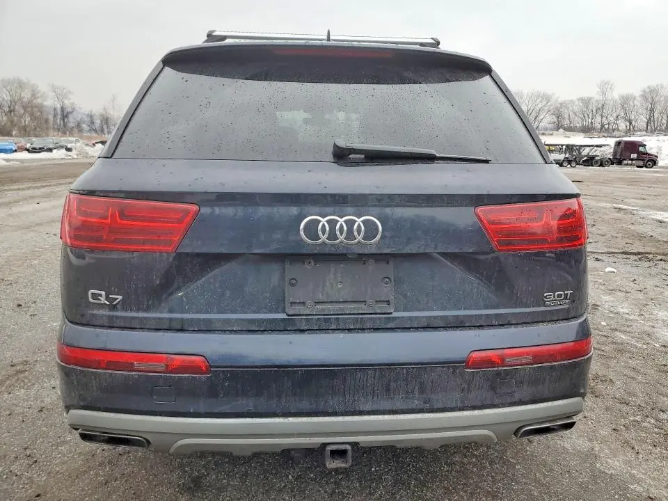 2017 AUDI Q7 PRESTIGE  