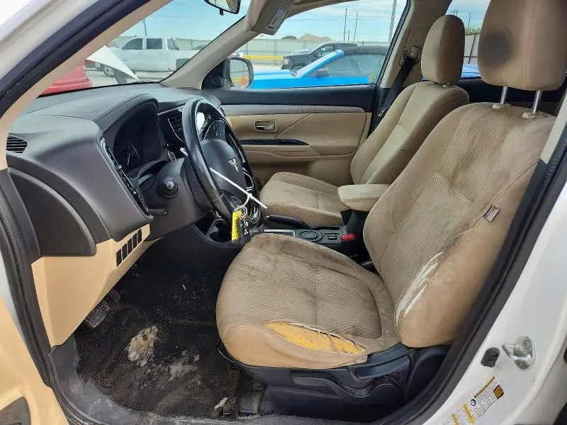 2016 MITSUBISHI OUTLANDER SE  