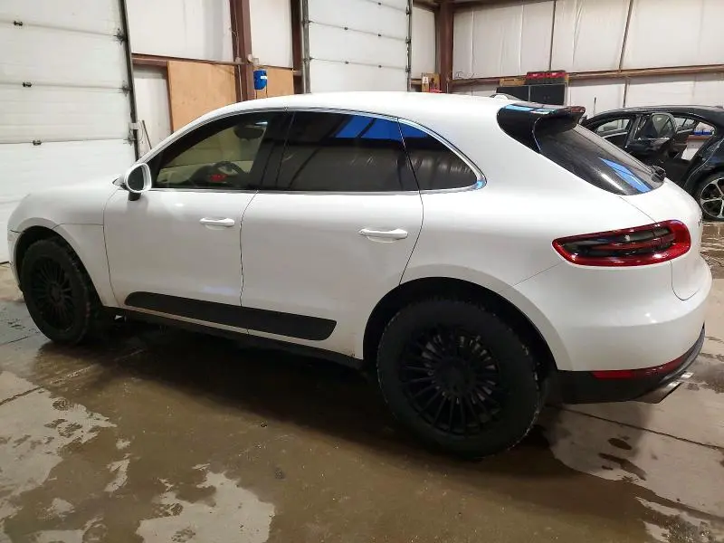 2015 PORSCHE MACAN S  